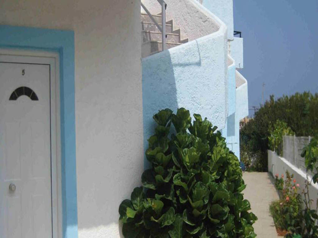 Irilena Apartments Сталида Экстерьер фото