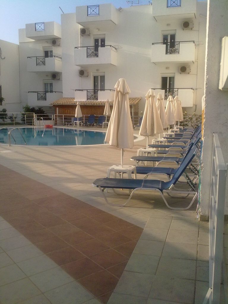 Irilena Apartments Сталида Экстерьер фото